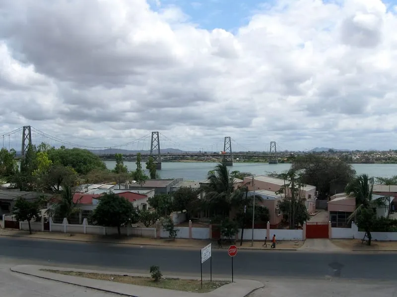 Ponte Samora Machel sobre o Zambeze, em Tete